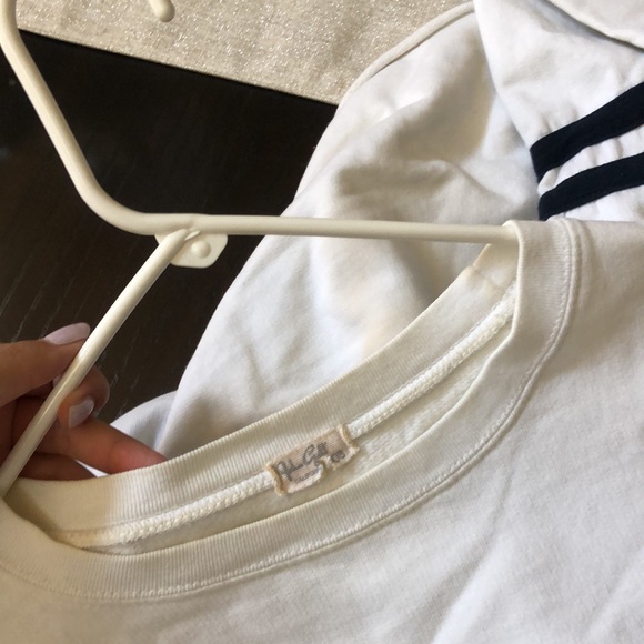 Brandy Melville Striped Sweater - Picture 3 of 3